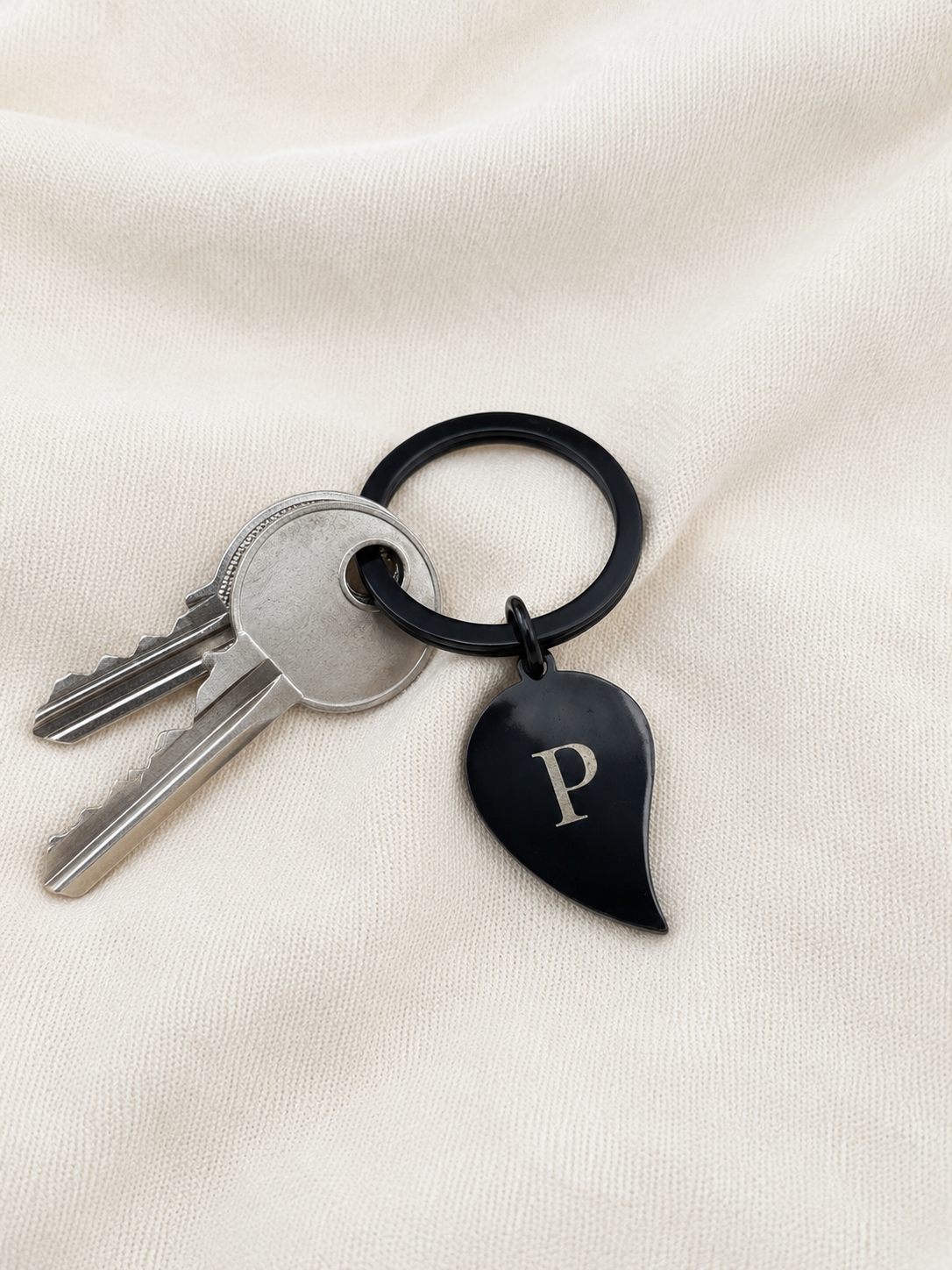 The Everbond Signature Keychain, Custom Engraved Heart Keychain with Name or Photo