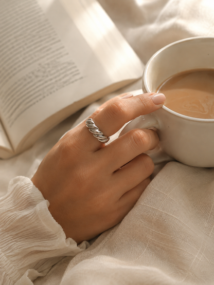 Everly Twist Ring: Gold & Silver Rope Ring