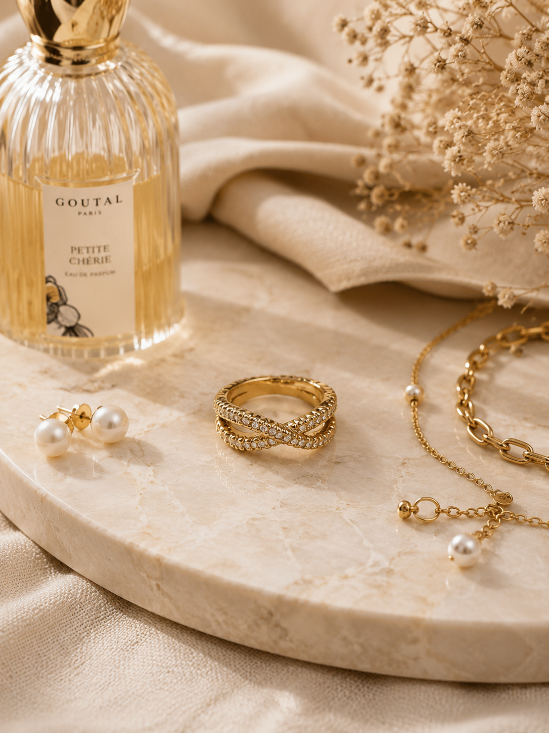 Golden Vow Ring: Gold Crossover Crystal Ring