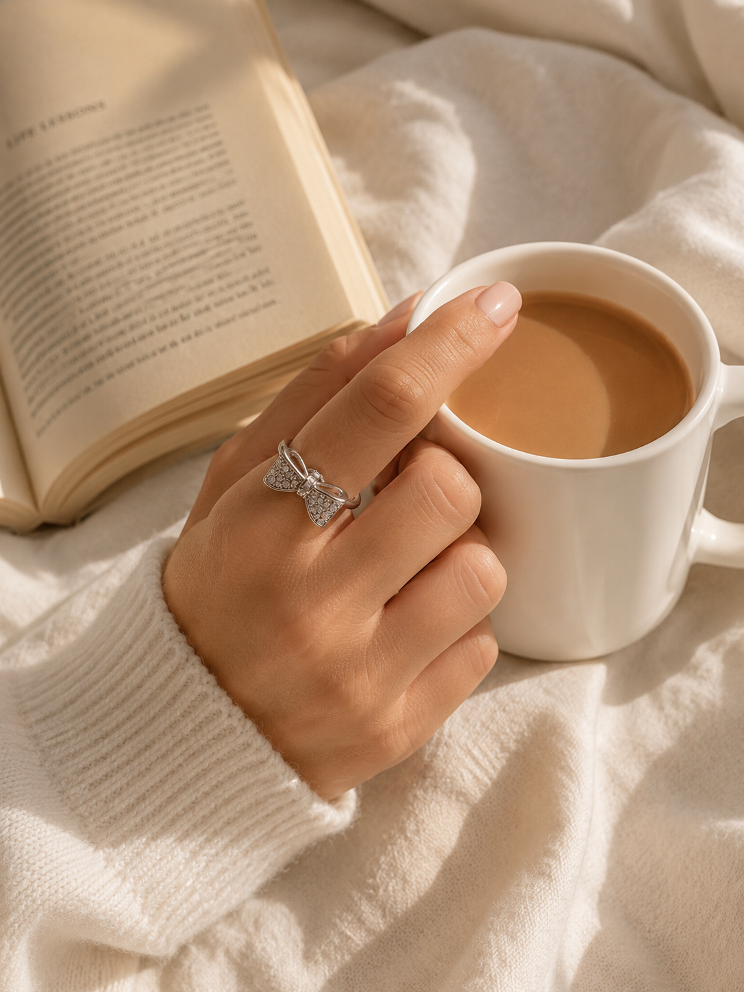 Everturn Bow Ring: Silver Crystal Bow Ring