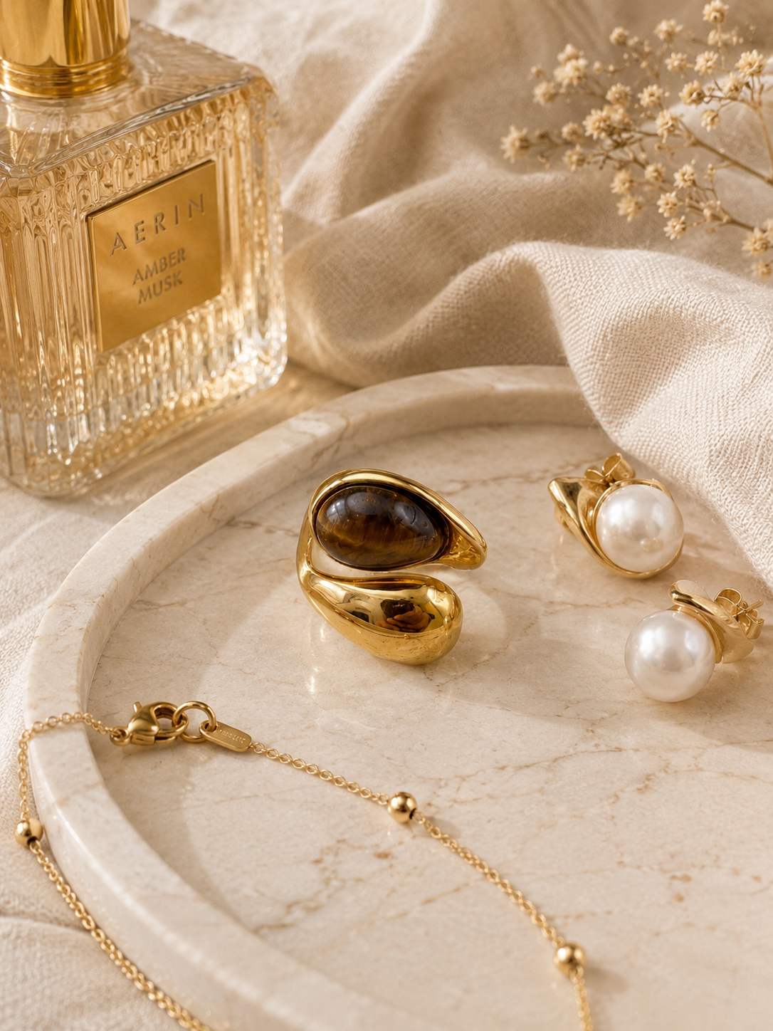Pearl Whisper Ring: Brown & White