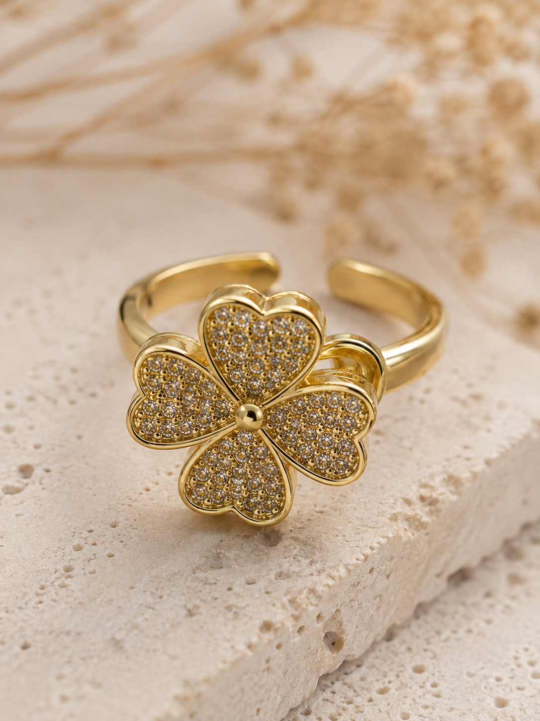 Clover Spin Adjustable Ring: Gold